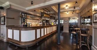 The Bulls Head Hotel - Altrincham - Bar