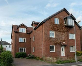 Ailsa Retreat - Troon - Building