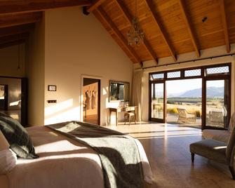 Mt Cook Lakeside Retreat - Twizel - Edifício