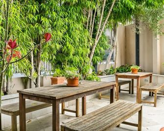 Excelsior Serviced Apartments - Sídney - Patio