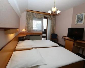 Hotel Krona Domzale - Liubliana - Habitación