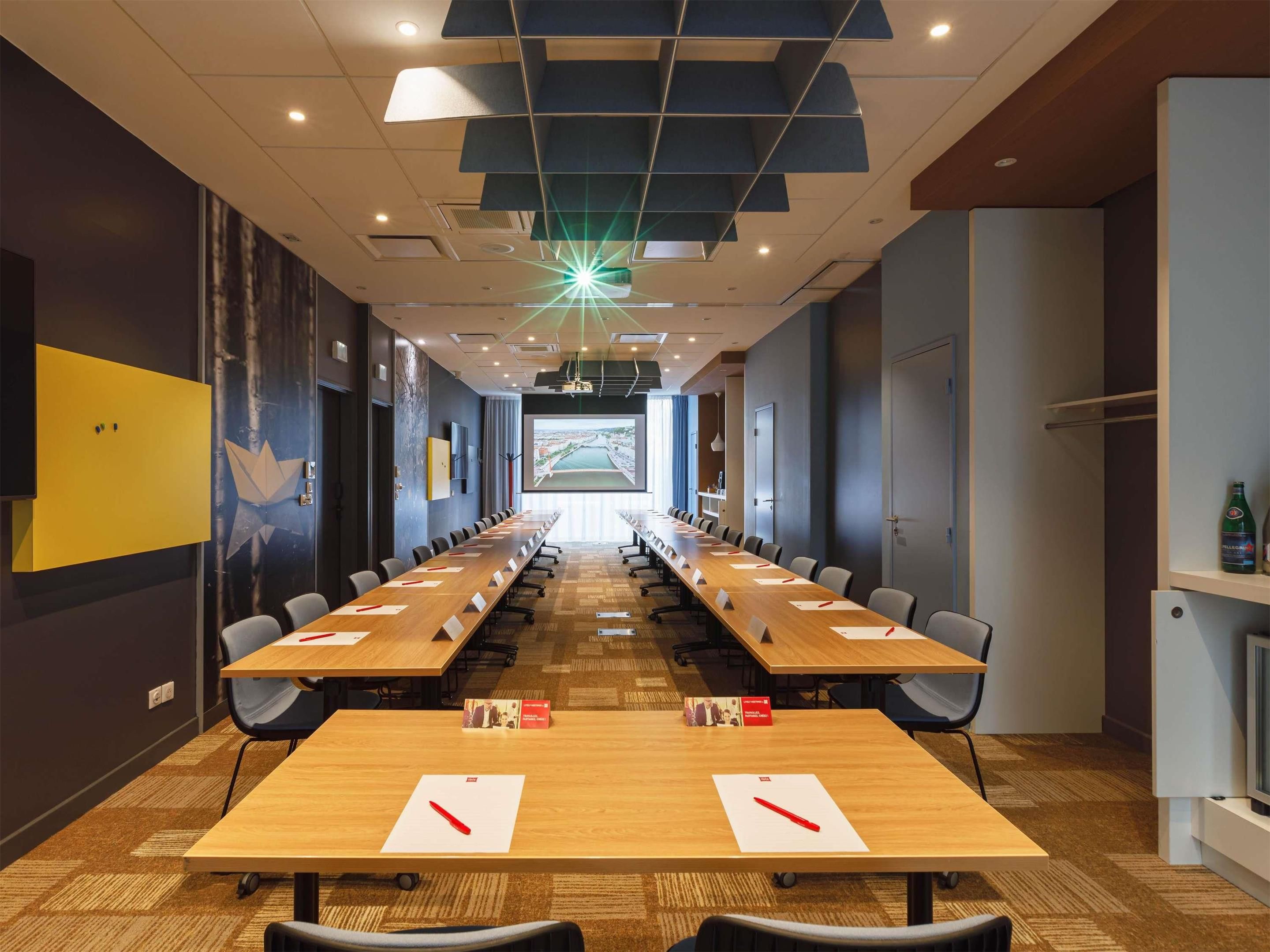 ibis Lyon Carre De Soie