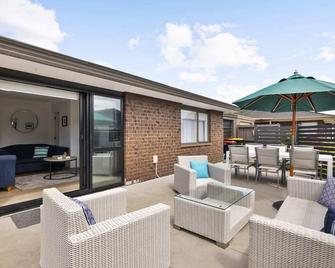 Waitui Wonder - A Comfortable Escape - Mount Maunganui - Balkón