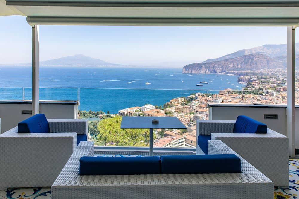 Grand Hotel President - סורנטו - מרפסת