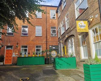 Igloo Hybrid - Nottingham - Budova