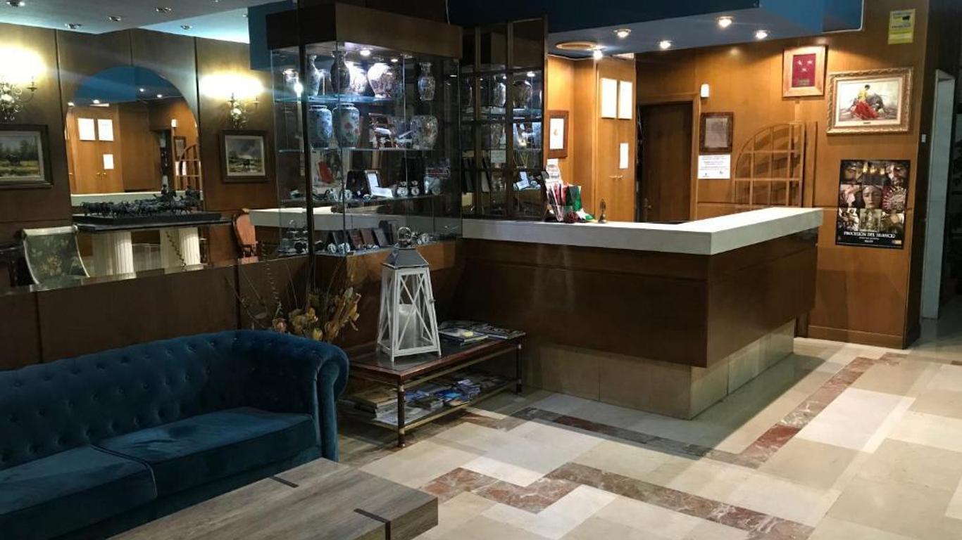 Hotel Reina Victoria