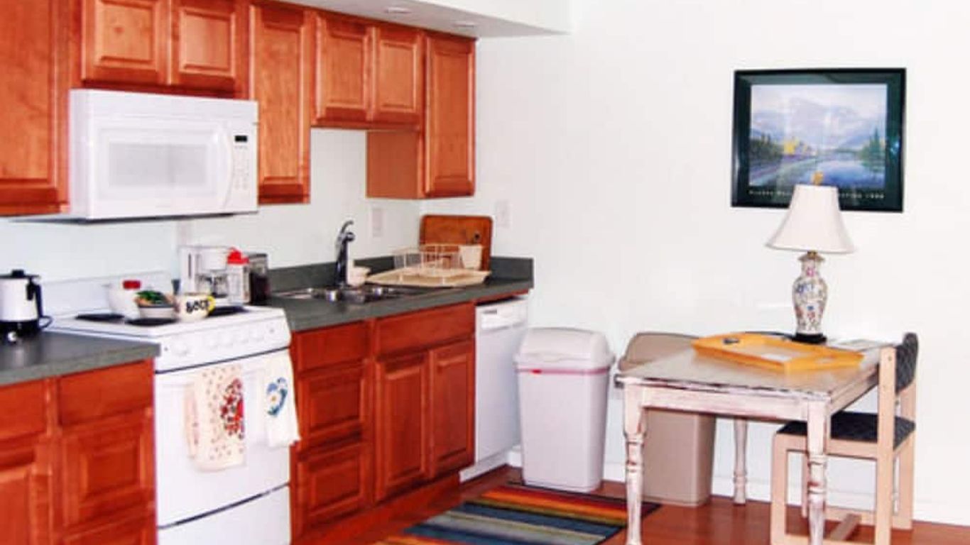 Anchorage Walkabout Town Bed and Breakfast