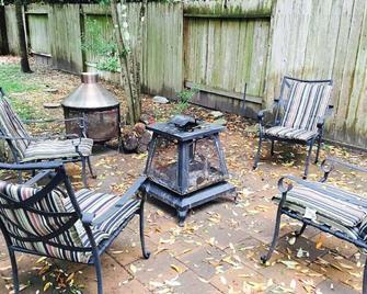 Relaxing 4 Bedroom Home - Conroe - Patio