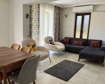 Grand Teoshan Otel ve Tatil Evleri - Seferihisar - Comedor