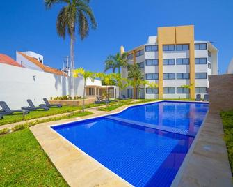 Mayev Express - Santa Cruz Huatulco - Alberca
