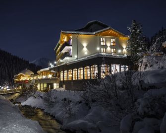 Berghotel Hochfügen - Fügen - Building