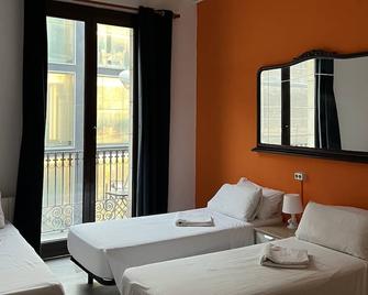 Pension Arosa - Barcellona - Camera da letto