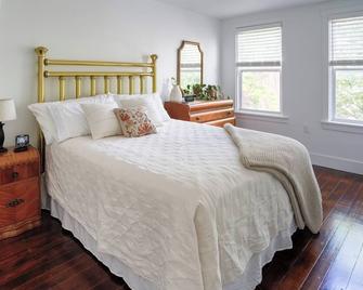 Stylish Apt Walk to Shops, Dining and Bucknell - Lewisburg