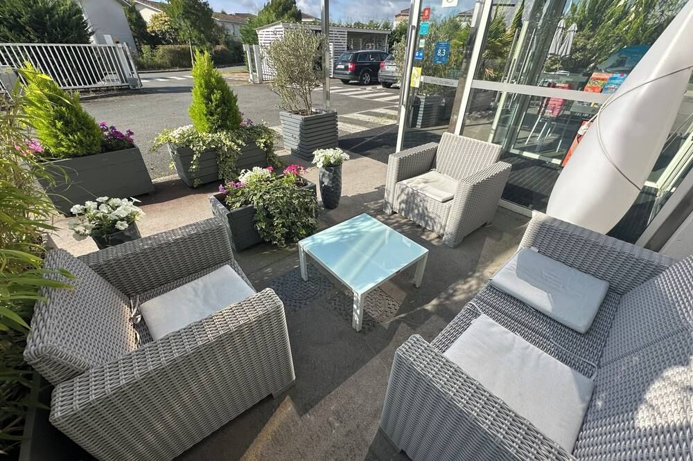 أوتل جاردينيا