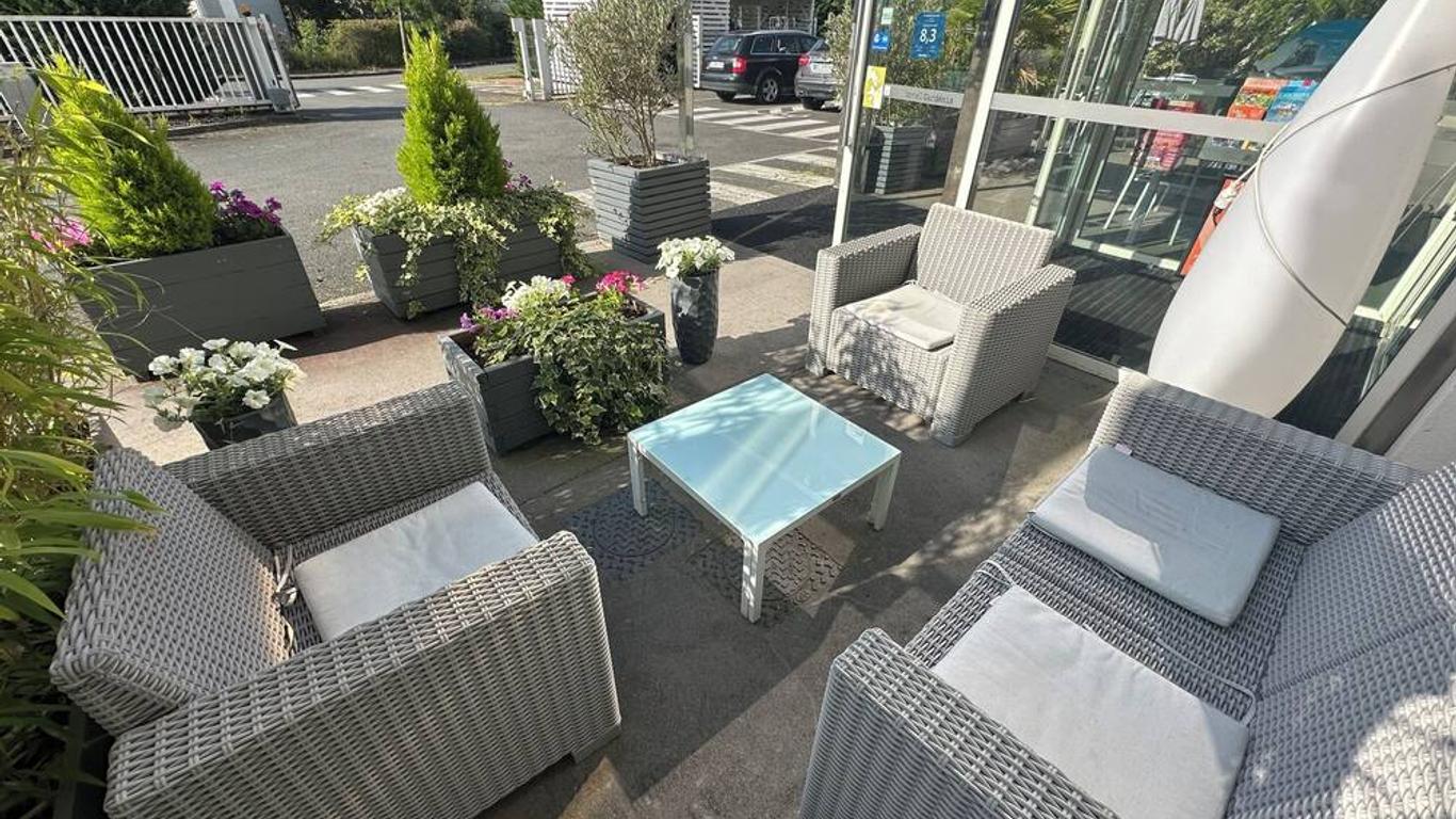 أوتل جاردينيا