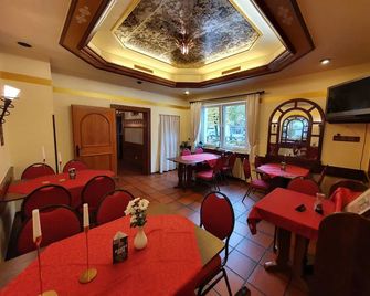 Hotel Neuenburger Hof - Neuenburg am Rhein