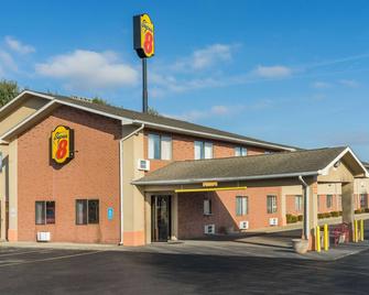 Super 8 by Wyndham Munfordville KY - Munfordville - Building
