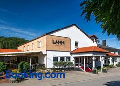 Hotel Restaurant Lamm - Hechingen - Building