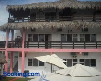 Hotel Villas del Rey - Playa de Chachalacas - Gebäude