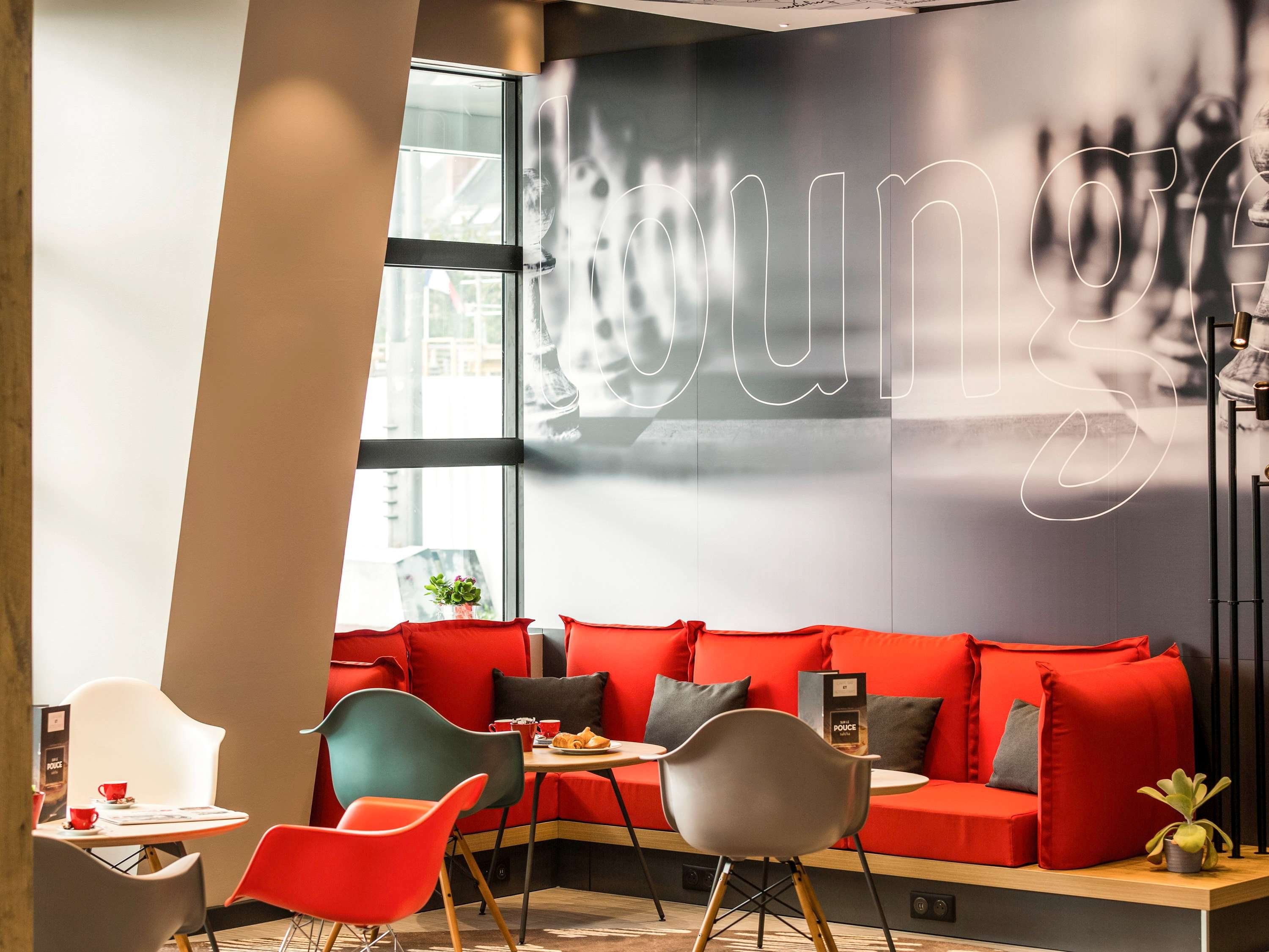 Ibis Rennes Centre Gare Sud - רן - טרקלין