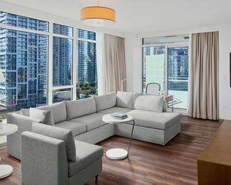 Element Vancouver Metrotown - Burnaby - Living room