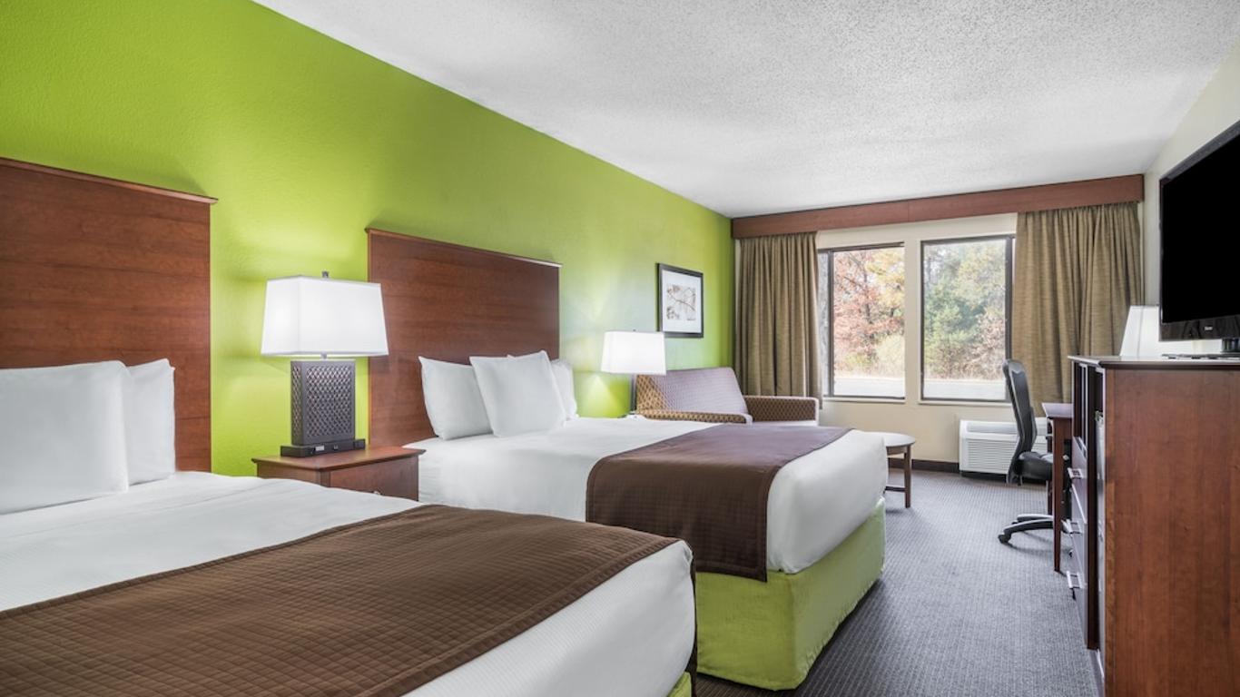 أمريك إن باي ويندام بلاك ريفر فولز آي-94 أون إيه تي في ترايل