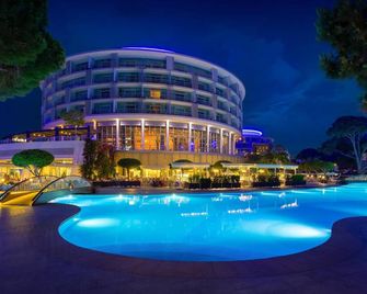 Calista Luxury Resort - בלקובה - בריכה