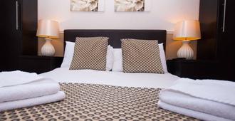 Somerton Lodge Hotel - Shanklin - Schlafzimmer