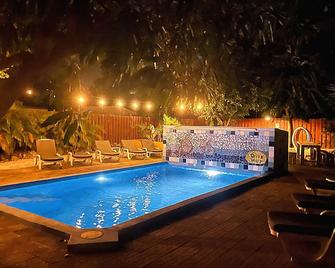 The Dive Hut - Boutique Apartments - Kralendijk - Pool