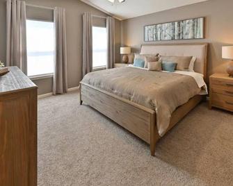 OMG, cozy Long-Term stays are welcome. This property has everything you need! - Monument - Habitación