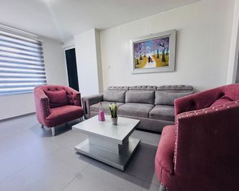 Río Guatapuri y Confort Deluxe - Valledupar - Sala de estar