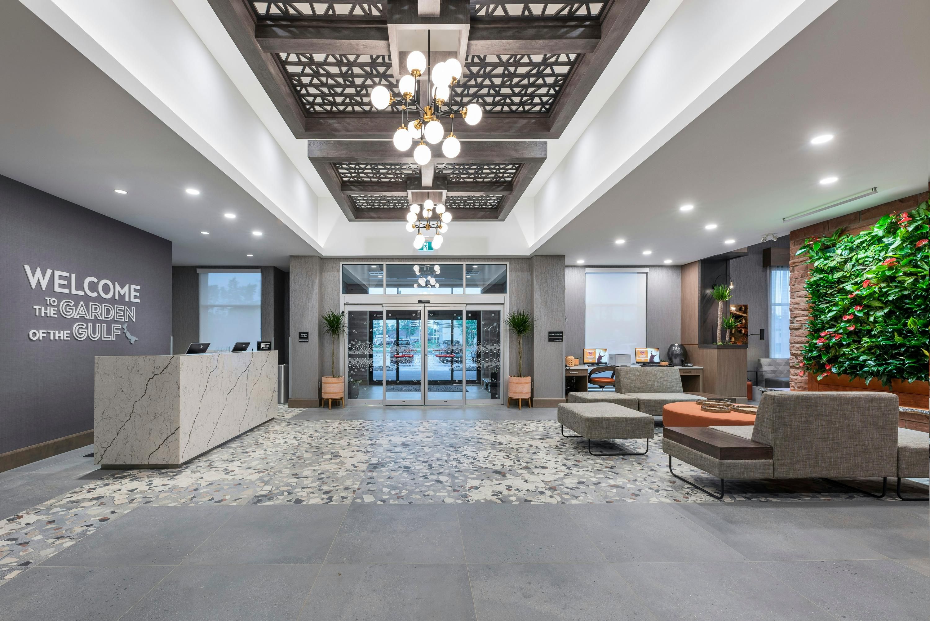 Hampton Inn & Suites by Hilton Charlottetown, PEI - Charlottetown - Resepsjon