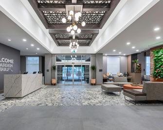 Hampton Inn & Suites Charlottetown - Charlottetown - Lobby