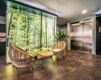 ibis budget Bordeaux Aéroport - Mérignac - Lobby