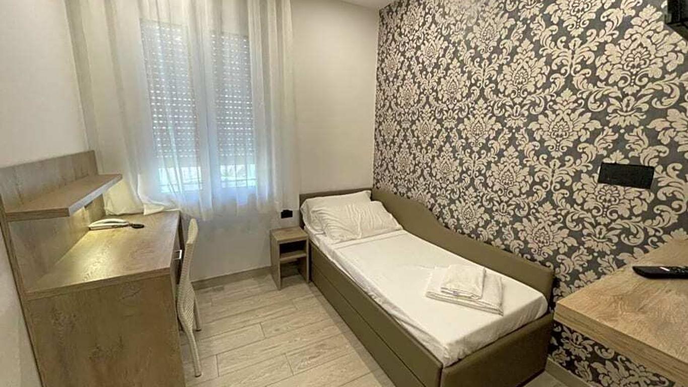 Hotel Altinate