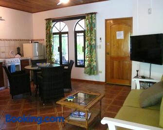 Casa Amarilla - Esterillos Este - Sala de estar