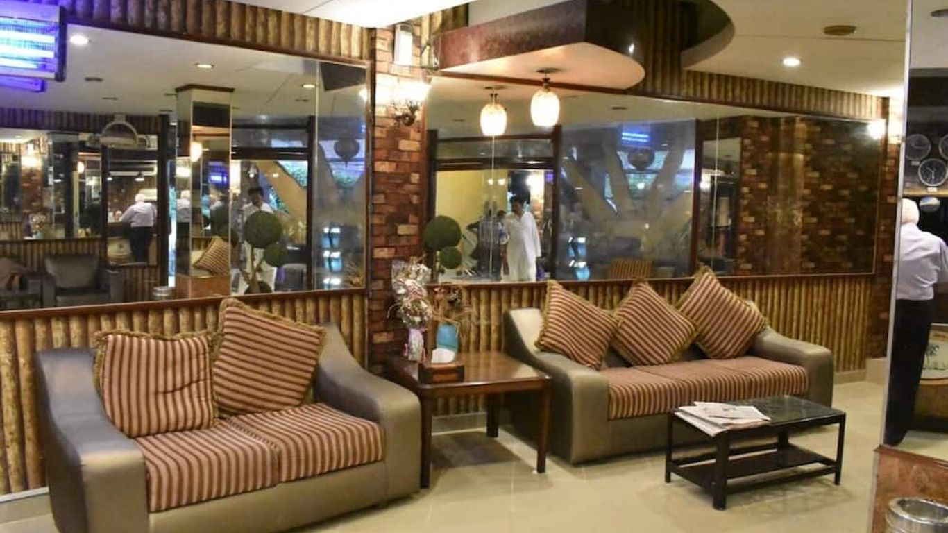 هوتل رويال جاردنز جايل رود