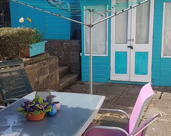 Cottage, Village, Torbay, Parking, Family & Dog Friendly, Nr Beach, Lovely Walks - Brixham - Patio