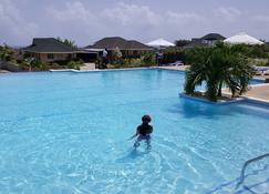 Ocho Rios Villa at Coolshade - Ocho Rios - Pool