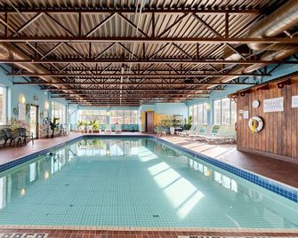 River Rapids Inn - Niagara Falls - Pool