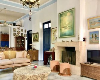 Traditional Villa Aegina Port - Egina - Sala de estar