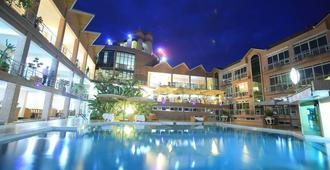 Lemigo Hotel - Kigali - Basen