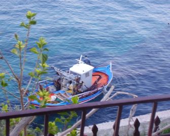 Mirini Hotel - Samos