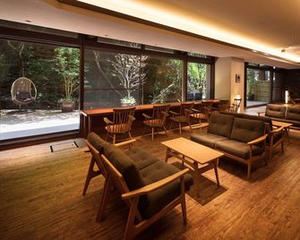 Hotel Miyajima Villa - Miyajima - Oleskelutila