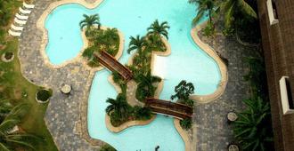 Primula Beach Hotel - Kuala Terengganu - Pool