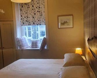 Neidpath Inn - Peebles - Schlafzimmer