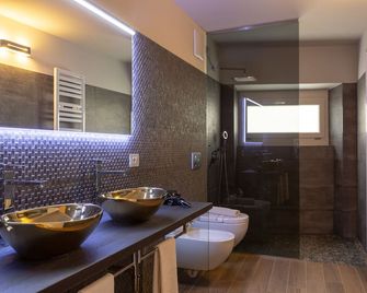 Pace 1954 Hotel - Arco - Bathroom
