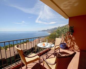 Capo Dei Greci Taormina Coast Resort Hotel & Spa - Sant'Alessio Siculo - Балкон