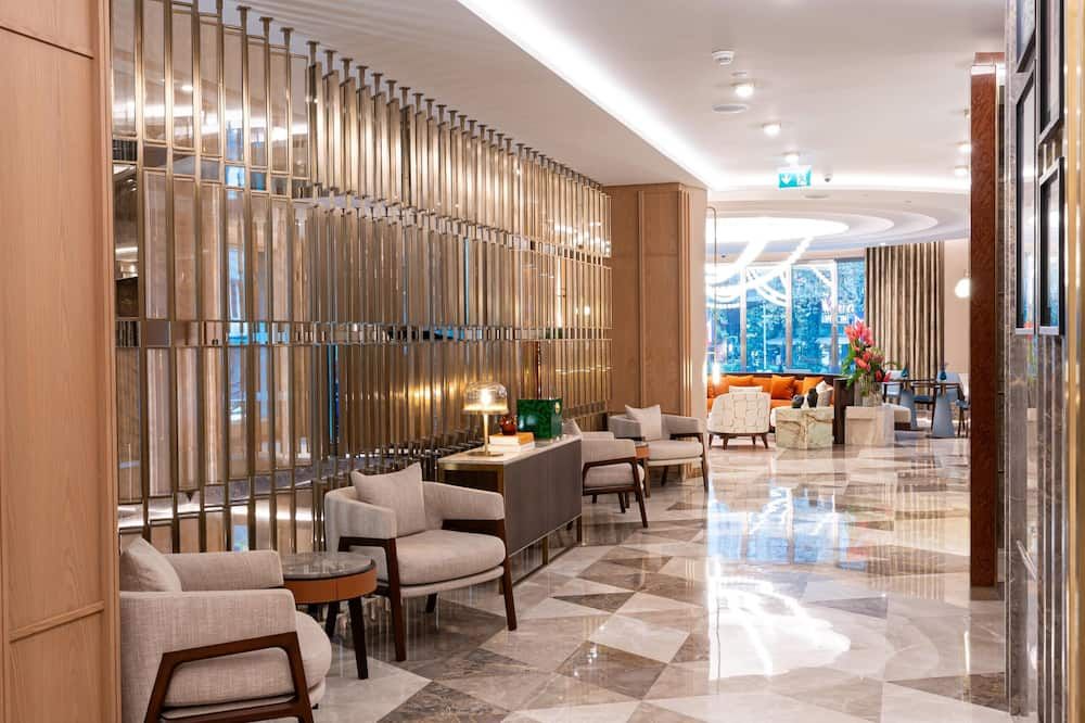 Ramada Plaza by Wyndham Istanbul City Center thumbnail 3