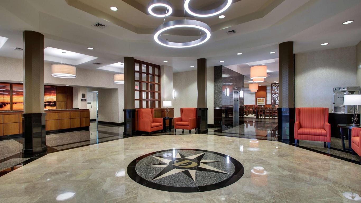 Drury Inn & Suites Charlotte Northlake